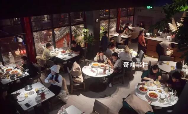 北京多家餐馆再现排队等位 业内预计元旦客流将持续回升