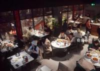 北京多家餐馆再现排队等位 业内预计元旦客流将持续回升