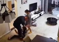 唐山家暴事件双方未领结婚证 黑衣男子已被唐山警方行政拘留