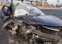 老伯“阳过”后高速逆行撞废新车 目前已按程序处理