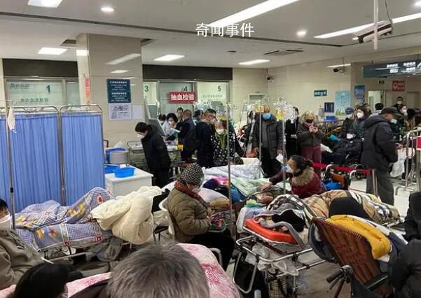 疫情下急诊区远超负荷 外科医护转行支援