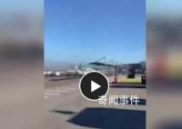 押送大毒枭之子军机遭贩毒集团袭击 发生激烈交火
