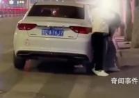 徐州男子当街暴打妻儿 目击者发声