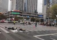 网传广州宝马车街头撞倒多人 事故正在进一步调查处理中