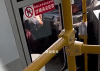 北京初雪 故宫白雪镶红墙