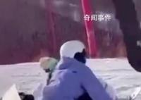 河北一雪场男子故意铲倒女子 疑似报复女子