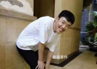 胡鑫宇失踪事件:每天上千人上山搜寻