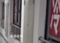 零下10度无暖气 业主集体贴“冷”字