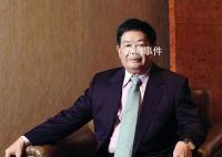 曹德旺捐100亿元建世界一流名校 找名师当校长教学生