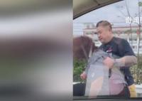 三亚警方通报“有人打砸群众车辆” 两人被行拘并处罚款