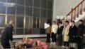 男子当兵7个发小主动给其家人拜年 看到掏红包全跑了
