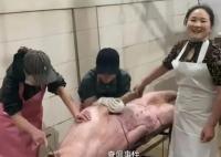 杀猪女屠夫:年前一晚杀600头