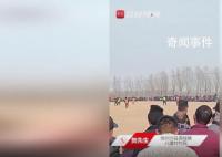 江苏一村子自发举办村界杯足球赛