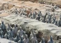 兵马俑博物馆只见人头不见坑 网友：现场人山人海