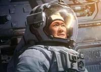 《流浪地球2》票房破15亿春节档 总票房突破48亿