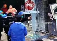 55岁民警除夕夜执勤后倒在家门口 妻子：这顿团年饭再也等不到了