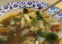 58元烩菜没肉爆料者称被辱骂近崩溃 称遭到网友私信辱骂