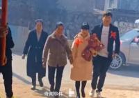 儿子被亲妈怀疑偷钱无奈报警 民警叮嘱老人将钱存放银行