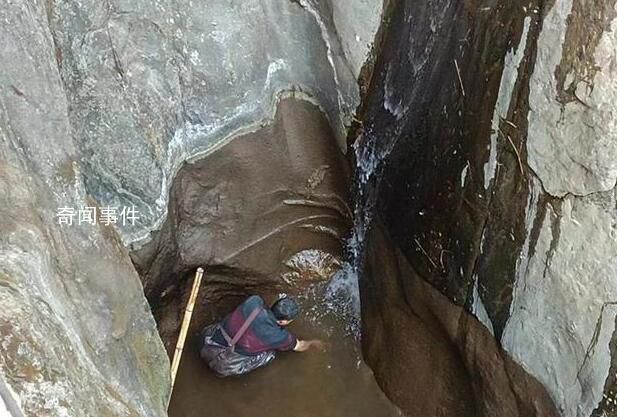 景区抽水8小时打捞游客手机 其称有重要资料