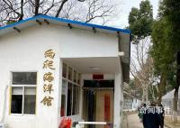安徽一动物园被曝有九斤重大老鼠 现在没有了老鼠去繁殖了