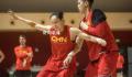 WNBA洛杉矶火花队官宣签下杨力维 开启追梦之旅