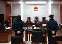 首轮关停潮已来 幼儿园一孩难求