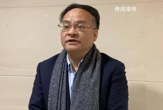 委员称大学生不要满脑子央国政 倪闽景个人资料简介