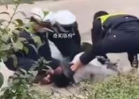警方回应网传男子被交警踩脸 事件正在调查中