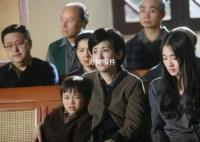 争夺“冠姓权”的妈妈 想被人看见