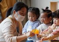 委员:建议公立幼儿园扩容成托幼一体