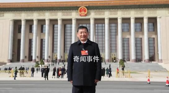 代表建议调整烟花爆竹燃放政策 延长春节假期至9天