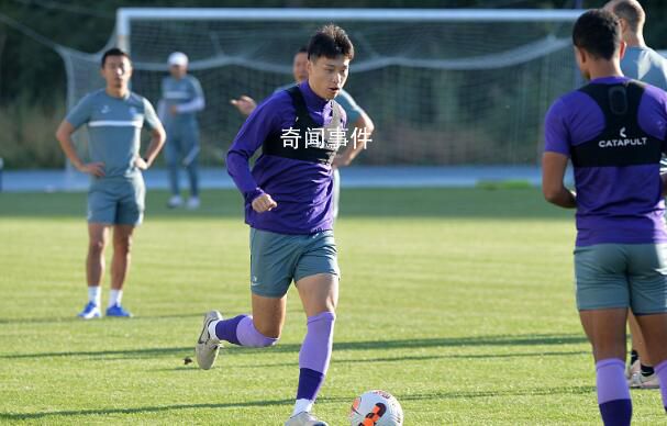 国足补招巴顿等三名球员 部分伤号可能暂时离队