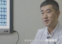 女生喝热水治胃痛半年后查出胃癌 网友：没有证据她的胃癌是热水造成的