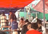 工地食堂因饭菜实惠成大学生打卡点 一个人12元到13元随便打菜