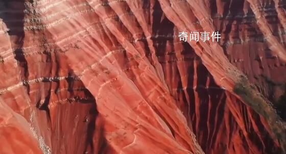 航拍三门峡丹霞地貌似红浪滚滚 气势磅礴