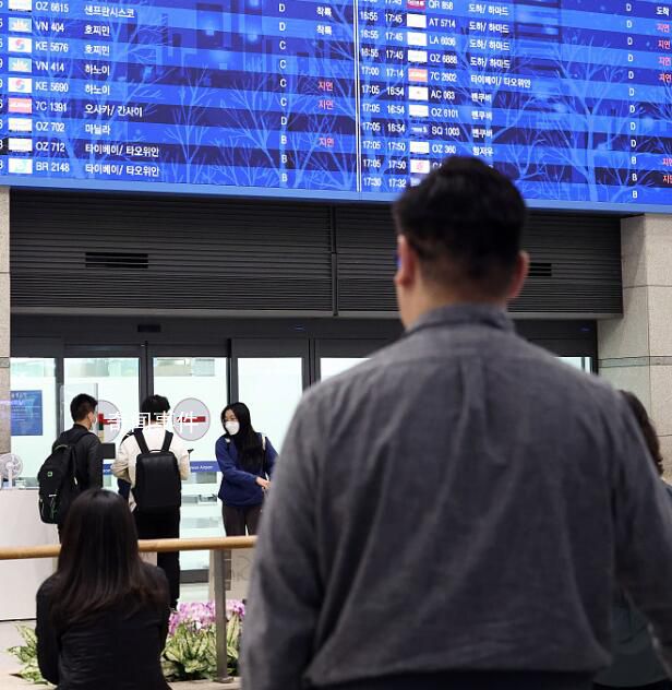 中国往来日韩泰航线密集增班 部分航班票价环比降五成