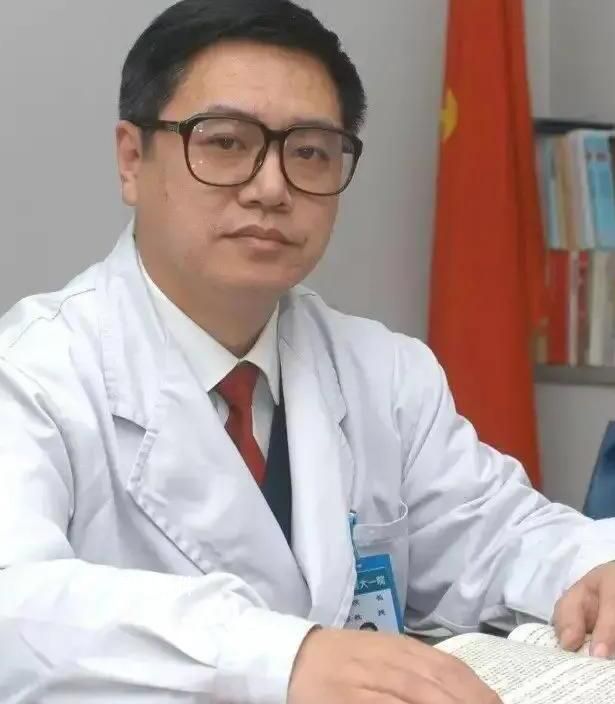 国际黄金价格逼近2000美元大关 离两年前的历史高点仅一步之遥