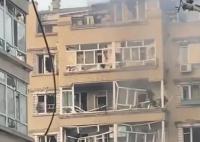 哈尔滨小区爆炸:1到7楼玻璃几乎全碎
