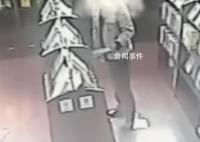 男子嫌命不好到书店偷周易被行拘 狡辩自己不是偷谎称看完就会还回去