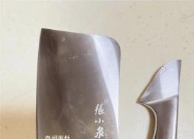 张小泉斩骨刀斩骨时断裂 网友：为什么还有人在用张小泉