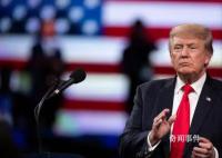 特朗普计划飞到纽约“自首” 上百特勤人员随行保护