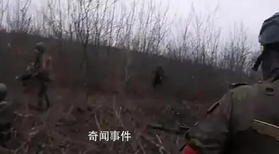 俄军猛攻乌军阵地 歼灭50人