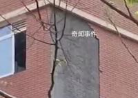 教学楼外墙脱落砸到学生 1人在抢救