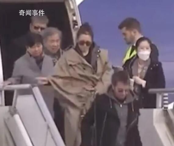小学生继盘串后又流行起盘头 小朋友们快乐开心就好