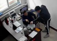 网传男子补请陪产假被拒威胁领导 已成立专班对此事进行调查