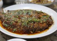 女子鱼刺卡喉花1265元取出直呼贵 让她直呼好贵