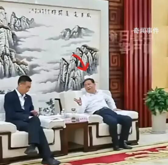 市委书记会见施一公坐姿引争议 鲍常勇简介个人资料