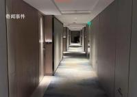 房客酒店内被外来醉酒男无故暴打 眼镜被打碎眼角缝了三针
