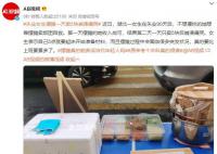 失业女生摆摊一天卖5块崩溃 比上班累多了
