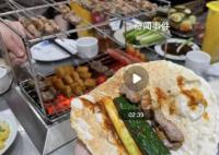 淄博小饼遭疯抢老板暴瘦20斤 吸引了全国各地的食客蜂拥而至